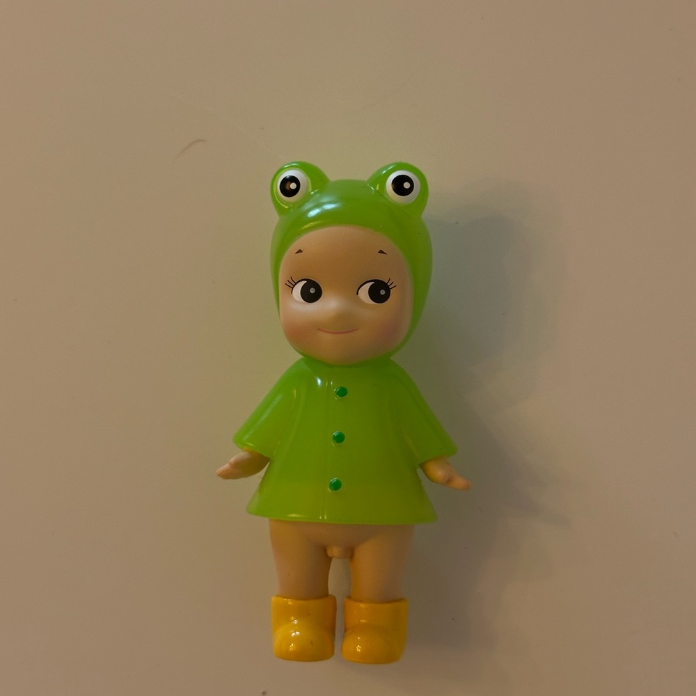 Sonny Angel I love rainy day frog